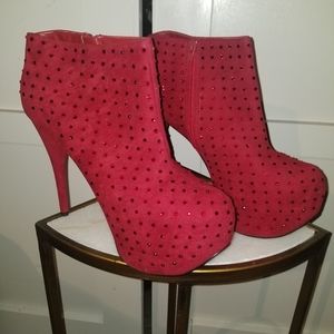 Deep red HIGH heel bootie
